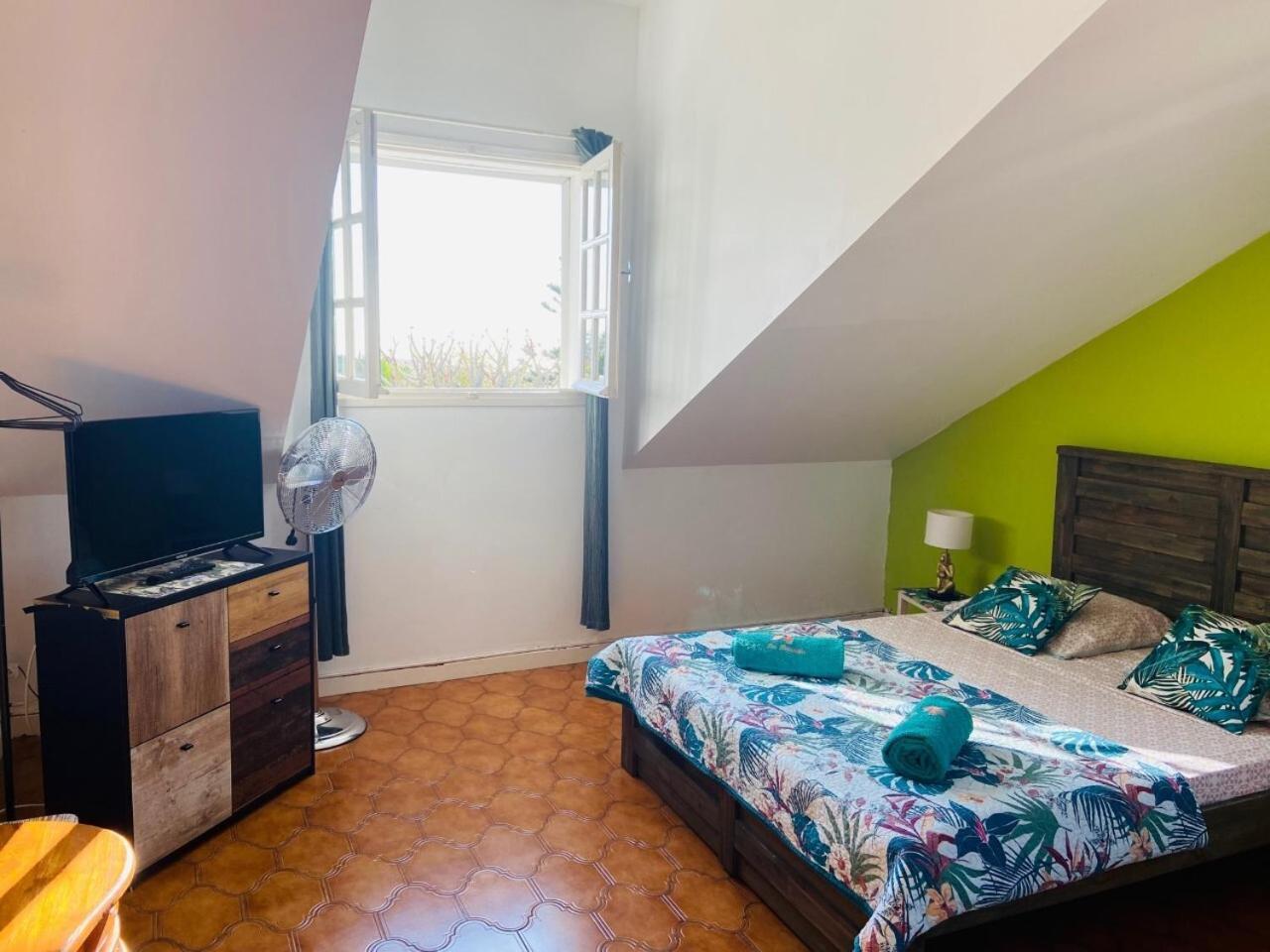 Bed and Breakfast Le Caillou Blanc Saint-Paul Номер фото