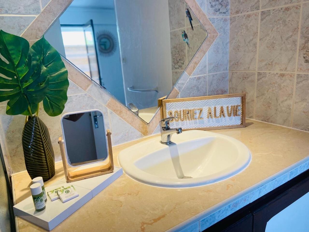 Bed and Breakfast Le Caillou Blanc Saint-Paul Номер фото